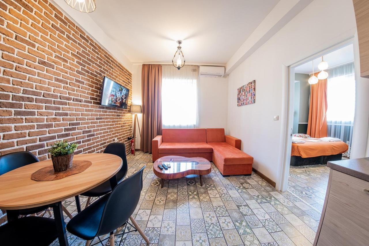 Vintage Life Apartment Sofia